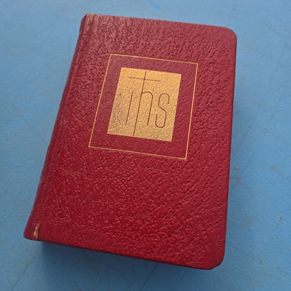 1954 Life of Christ Catholic Press Red IHS Leatherette HC Illustrated Vtg Book